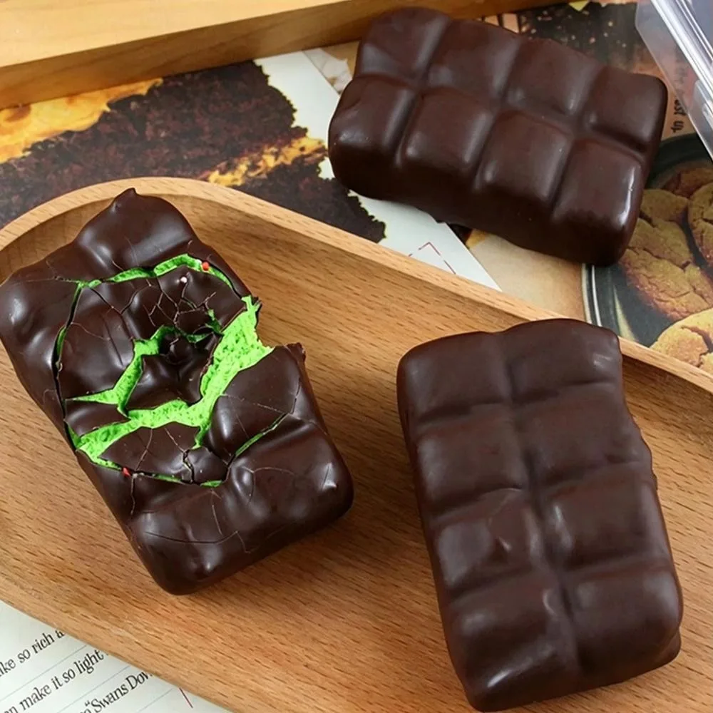 Handmade Crispy Chocolate Squishy Toy Lightweight Portable Crispy Chocolate Pinching Toy Crackable Crunchy Sound