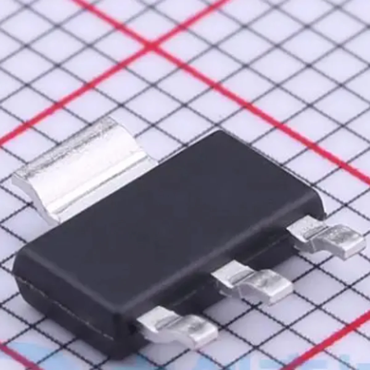 433M2 450M2 جديد الأصلي الخطي الجهد المنظم LDO ثابت 42V 200mA 3.3V 5V IC REG LIN 200MA SOT223-4F BD433 BD450 M2FP3-CE2