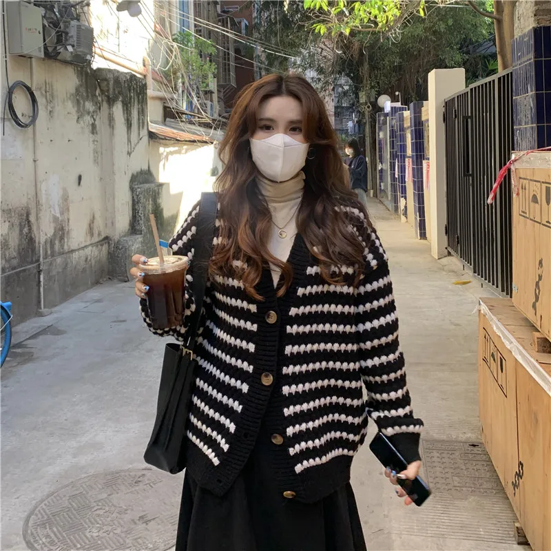 

Ladies Knitted Open Cardigan Spring Autumn 2025 New Japanese Sle Lazy Retro High-End Striped Sweater Coat V-ne Long Sve