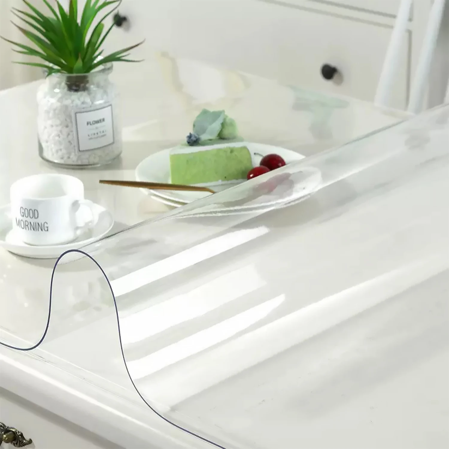 Transparente wasserdichte Tischdecke aus PVC, rechteckig, ölbeständig und leicht zu reinigen, geeignet für Esstische, Versammlungen und Camping. – Detail 8