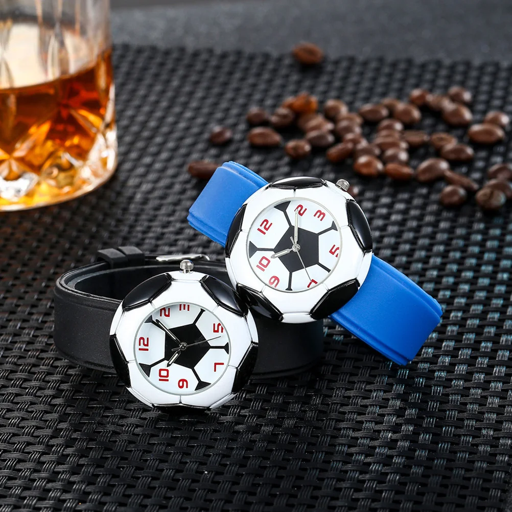 1 pz orologio da calcio con luce notturna modello cartone animato cinturino in silicone al quarzo regalo di compleanno favore nero