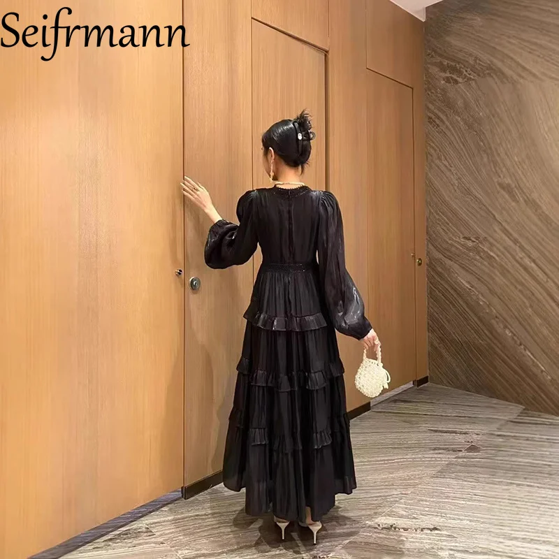 Vestido de noite Seifrmann, vestido feminino de verão 2025 de manga comprida com decote em V com fungo preto em camadas e bordado de renda