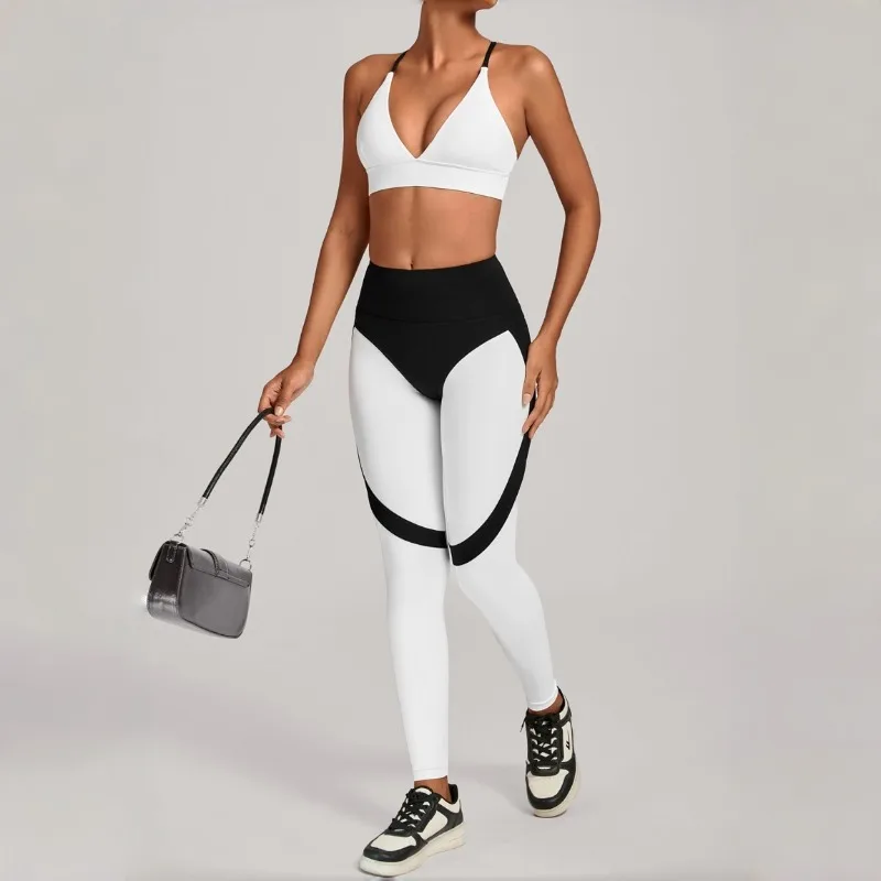 

Women's High Elasticity Color Blocked Yoga Set Hip Lifting and Waist Tight Fitness Set Outdoor Running and Fitness Set