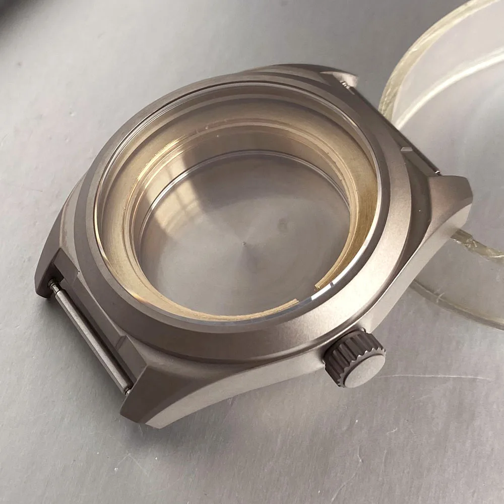 new-titanium-watch-case-retro-40mm-sapphire-glass-10bar-screw-down-crown-fit-nh34-nh35-nh36-eta2824-pt5000-miyota8215-movement