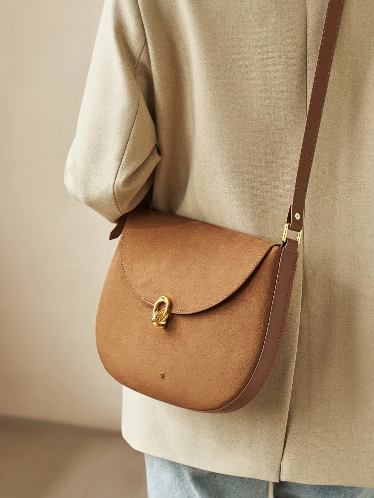 

Aokang 2025 New Retro Faion Women's Saddle Bag Crossbody Bag Versatile Single oulder Bag Soft Comfortable Leather Handbag