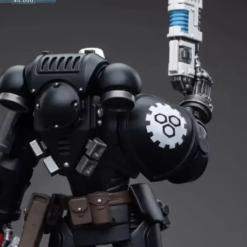 【consegna-in-24-ore】joytoy-warhammer-40k-iron-hands-assault-intercessors-sergeant-kalock