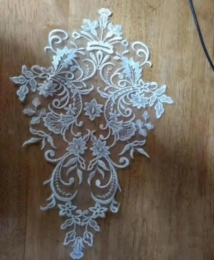 10 متر جودة عالية نقية الأبيض شريطة من الدانتيل الشريط 1 سنتيمتر الدانتيل تقليم Embroidered بها بنفسك المطرزة للزينة الخياطة الأفريقي الدانتيل النسيج