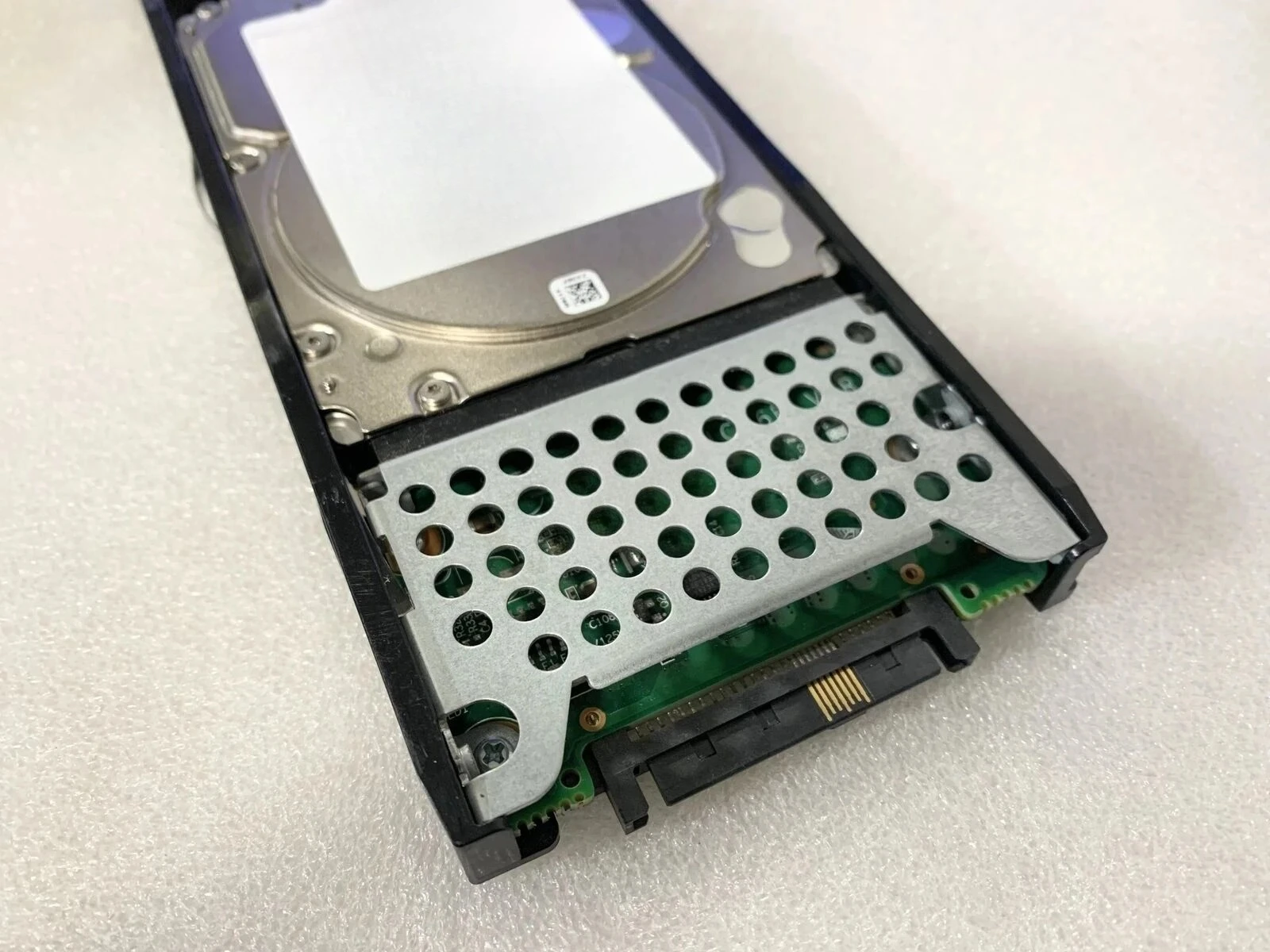 

Используется для seagate 0235G7DX 0235G6V6 02359067 900 ГБ 900G 10K SAS S5500