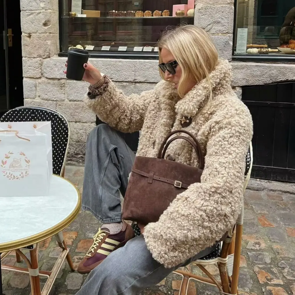 

Winter Fashion Women's Fleece Long Sleeve Coat Lapel Knot Buckle Design European American Style Clothing