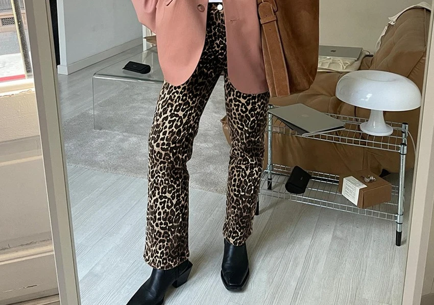 

2025 New Cotton Sexy Leopard Pattern Slimming and Falling Pants Fashion Women's Casual Pants