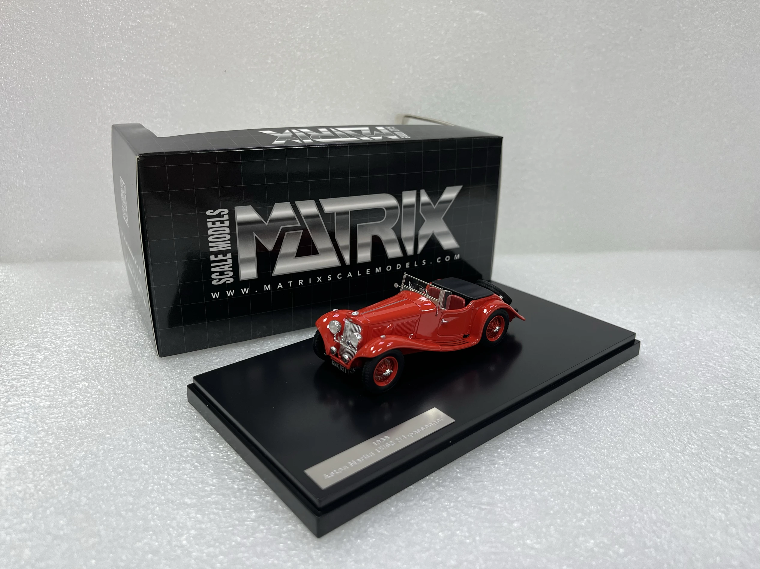 

Matrix 1:43 Aston 1938 Vintage Car Simulation Limited Edition Resin Metal Static Car Model Toy Gift