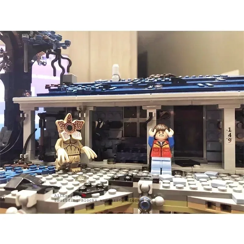 new IN STOCK Compatible 75810 Upside Down Building Blocks Bricks Set Toys For Children Birthday Christmas Gifts 2499pcs