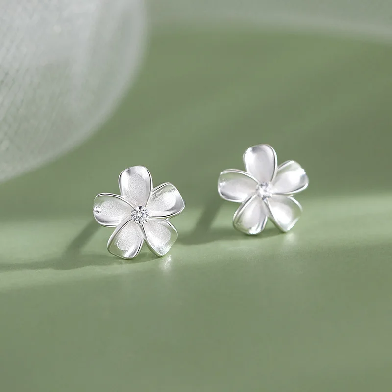 Korean Fashion Tragus Piercing Helix Studs Earrings for Women Sweet Flower Bow Hypoallergenic Daily Wear Jewelry Gift