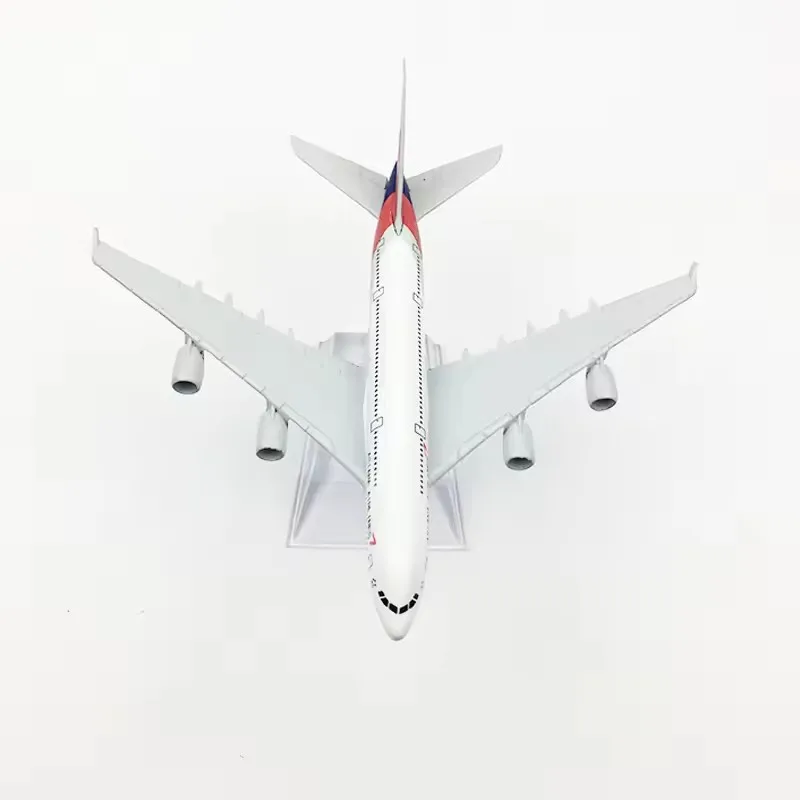 16 سنتيمتر لخطوط الجوية الآسيوية A380 محاكاة نموذج طائرة يموت الصب نموذج طائرة مع مجموعة قوس