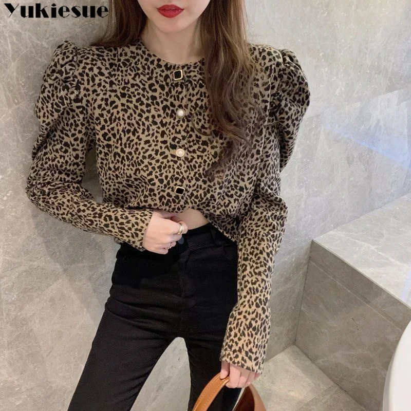 

2023 Autumn Winter Women Shirts Fashion New Style Retro Puff Sleeve Vintage Short Round-neck Single Breasted Shirt Streetwear