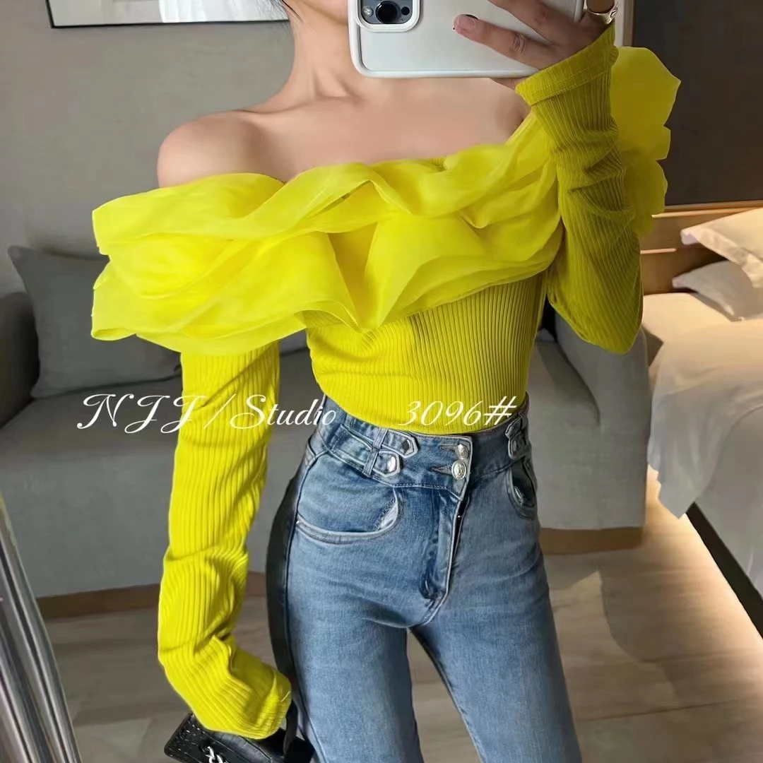 2023 New Fall Winter Short Knitted T-Shirt Sexy Off Collar Ruffles Three-dimensional Flower Women Crop Top Long Sleeve Tees 3908