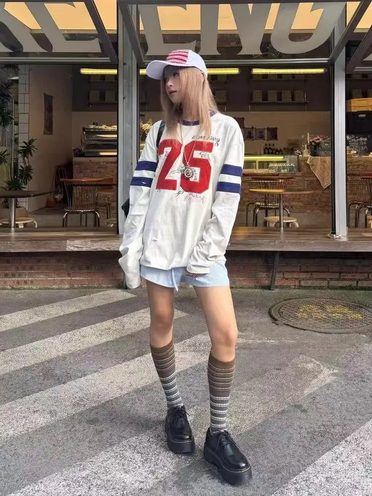 Retro American Graffiti Print T-shirt Women Y2K Tees Grunge Long Sleeve Top Vintage Streetwear Summer 2000s Female Clothing