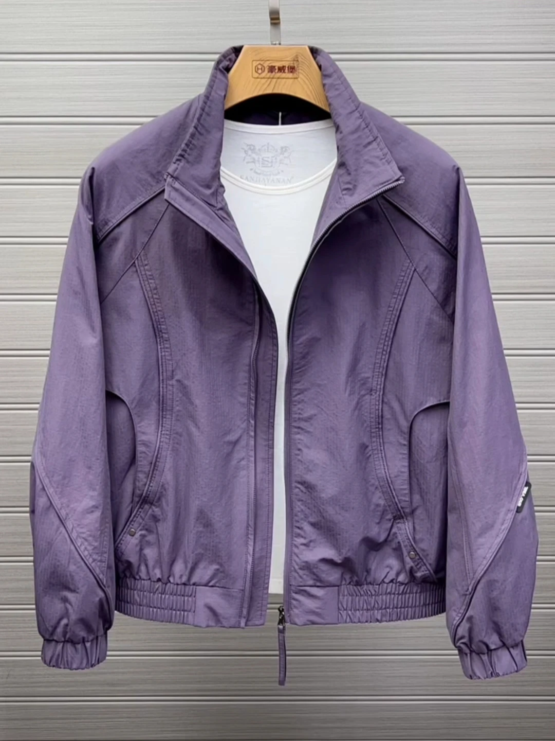 

Spring New Men's High Quali Stand Collar Jaet Casual Faion Outerwear Antimicrobial Stand Fit Long Sve Zipper Closure