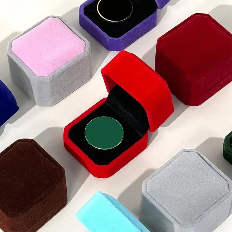 Schmuckring-Präsentationsbox Ohrring-Aufbewahrungsorganizer Tragbare Quadratische Schmuckbox mit Klappdeckel Geschenkverpackung für Ohrringe – Detail 3