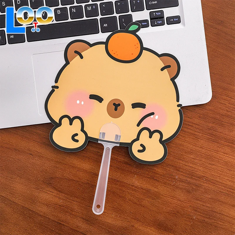 10 قطع لطيف الكرتون كابيبارا شكل البلاستيك مروحة قابلة للطي الصيف المحمولة مروحة تبريد صغيرة طالب مروحة يدوية Kawaii طفل مروحة