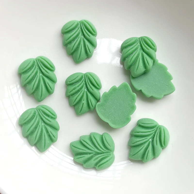 20pcs Kawaii Cute Mix Mini Leaf Flat Back Resin Dome Grass Clipbook DIY Jewelry Craft Decoration Accessories