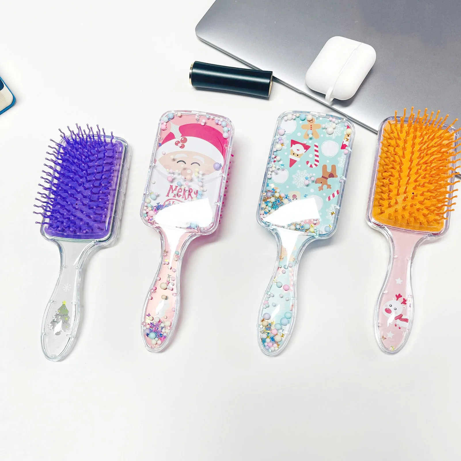مشط وسادة كرتونية لعنصر عيد الميلاد مشط تدليك شفاف مضاد للعرق وسادة هوائية مشط 2025 هدية عيد الميلاد للزوجة والصديقة والأطفال