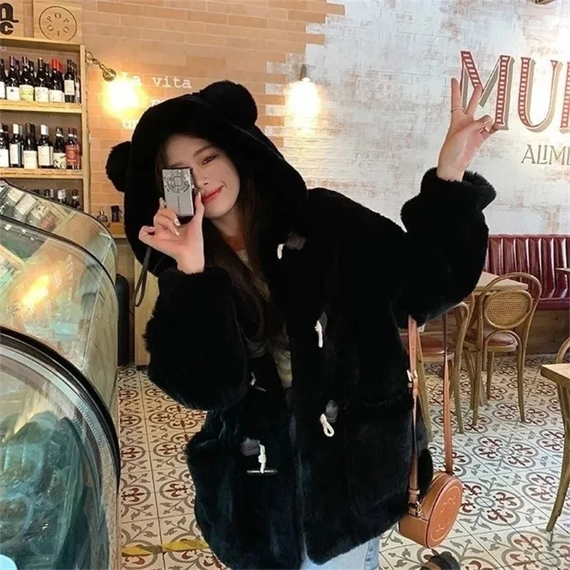 Autumn/Winter 2023 New Style Otter Rabbit Hair Cute Coat Female Cow Horn Button Fur Coat Cat's Ears Steamed Cat-ear Shaped Bread