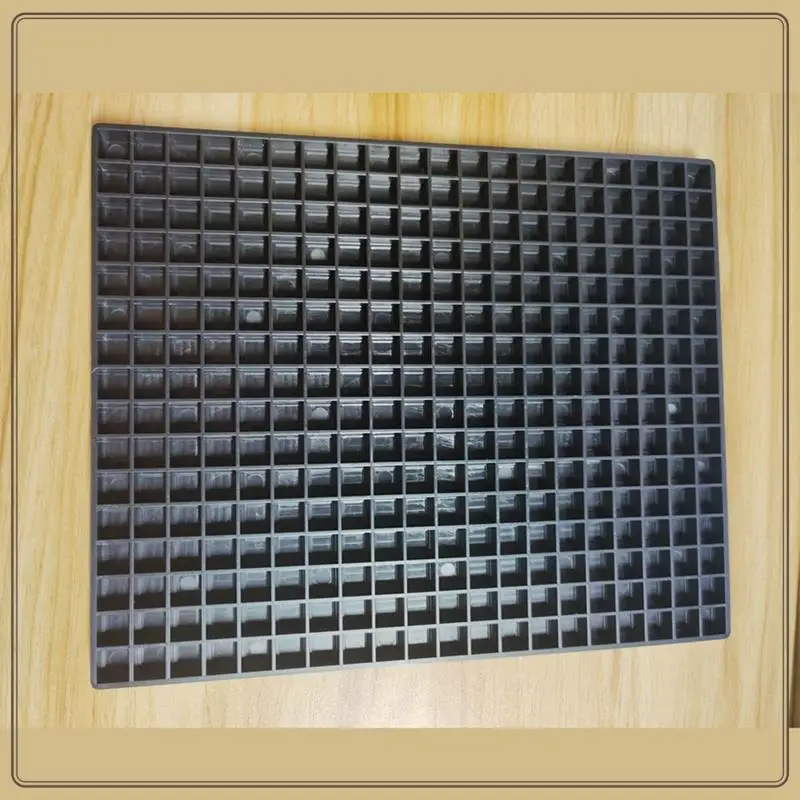 مجموعة مكعبات تعليم الرياضيات من برايل للمساعدات التعليمية الحسابية ذات الرؤية المنخفضة للمدارس العمياء