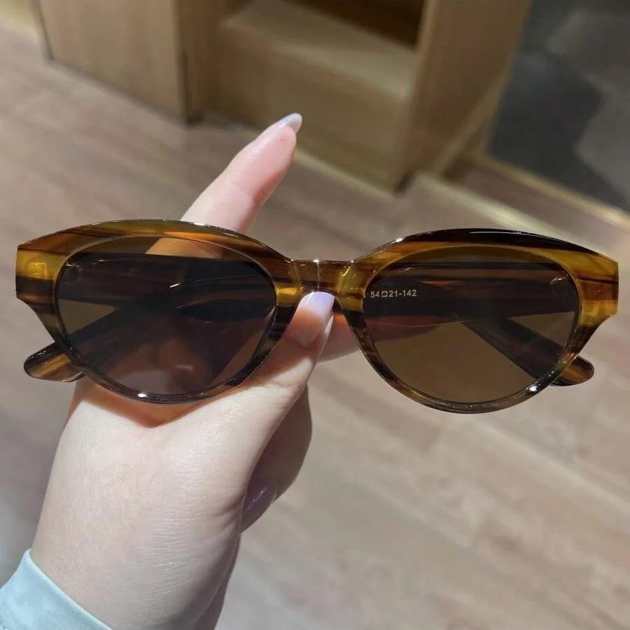 1Pc frauen Sonnenbrille Neue Stil Exquisite und Kompakte Cat-Eye Retro Vielseitig Persönlichkeit Mode Trend Straße Fotografie Holi