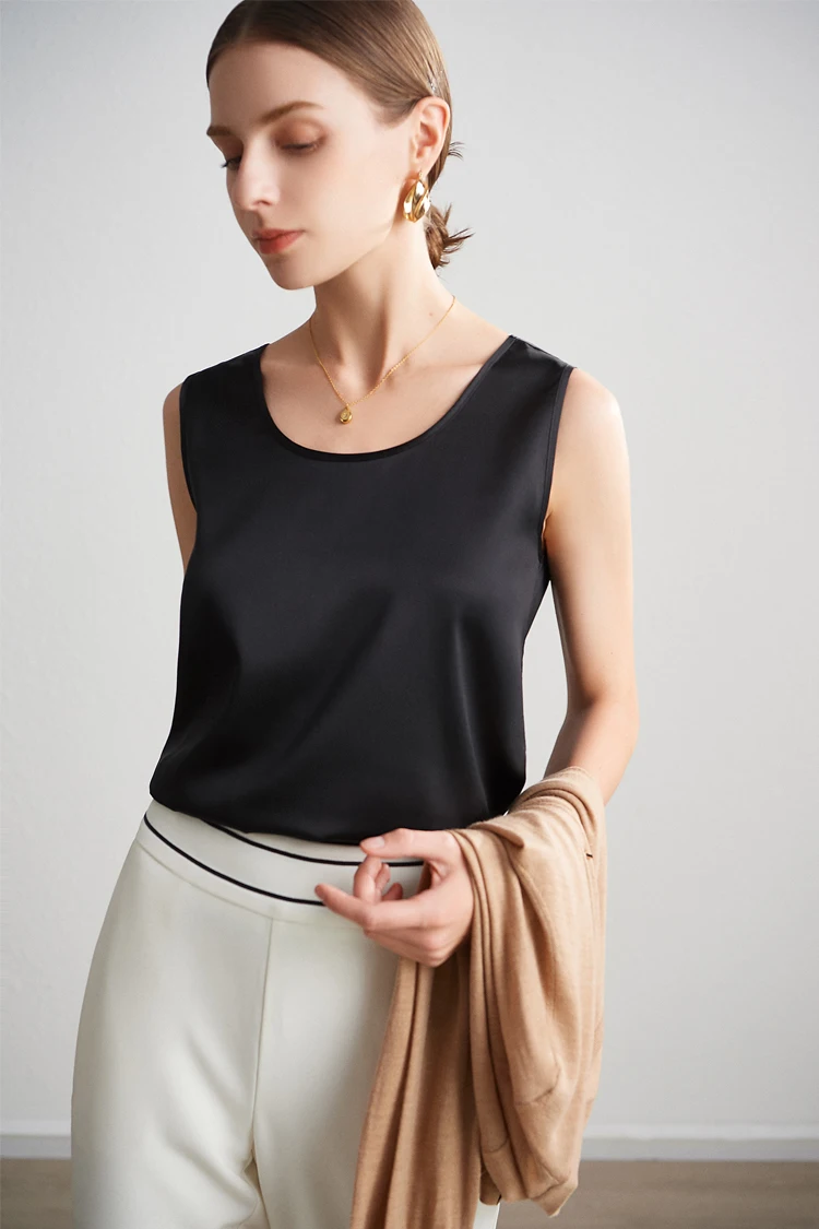 SuyaDream. Women Basic Cozy Tanks, 100% Real Silk, O Neck Sleeveless Chic T Shirt, 2025 Solid Summer Vests, White, Pink, Beige