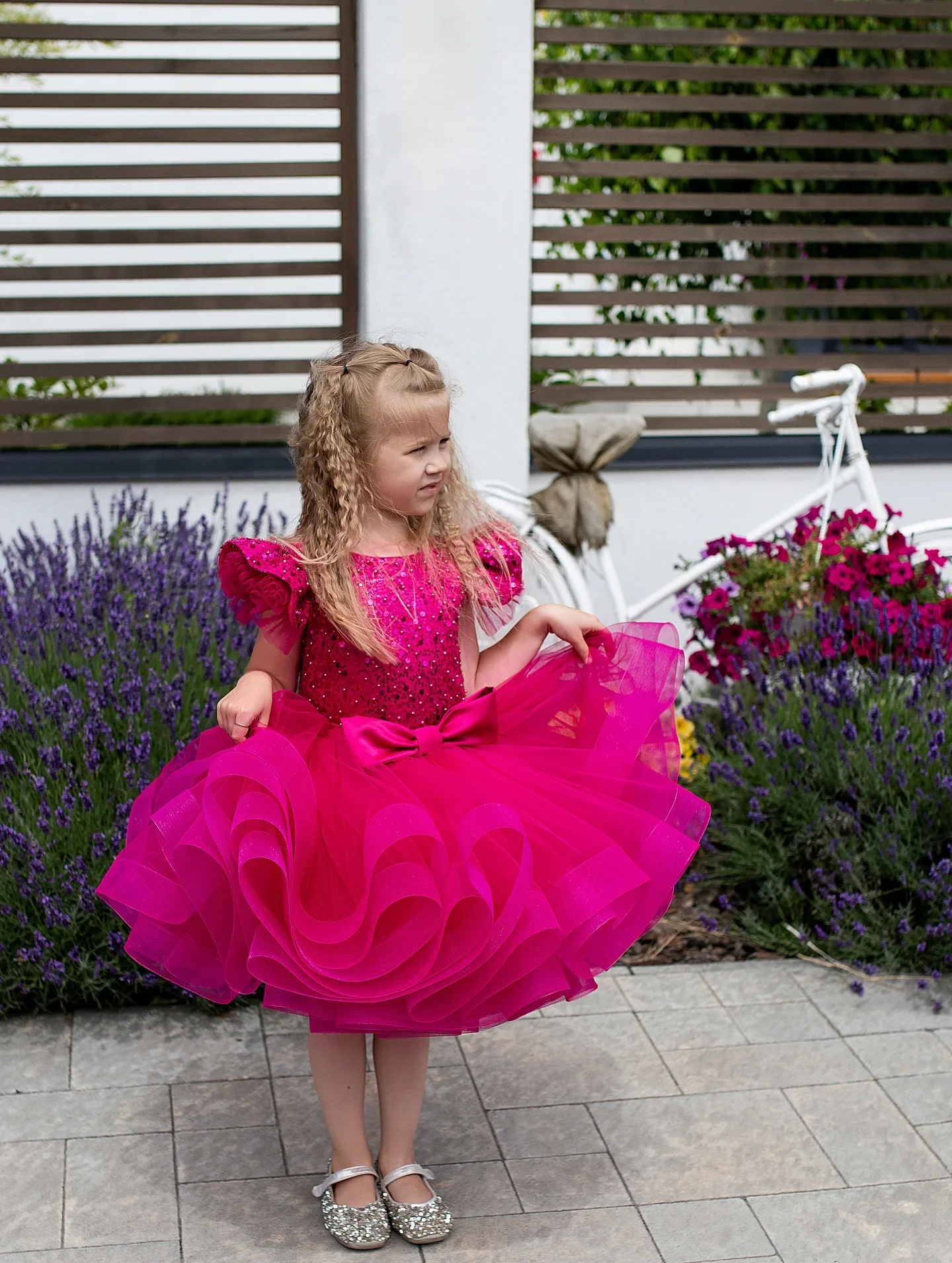 فستان فتاة الزهور للأطفال لحفلات أعياد الميلاد، فستان وردي ساخن للأطفال الصغار، فستان قصير مزين بالترتر، طول الركبة، أكمام قصيرة متدرجة #1