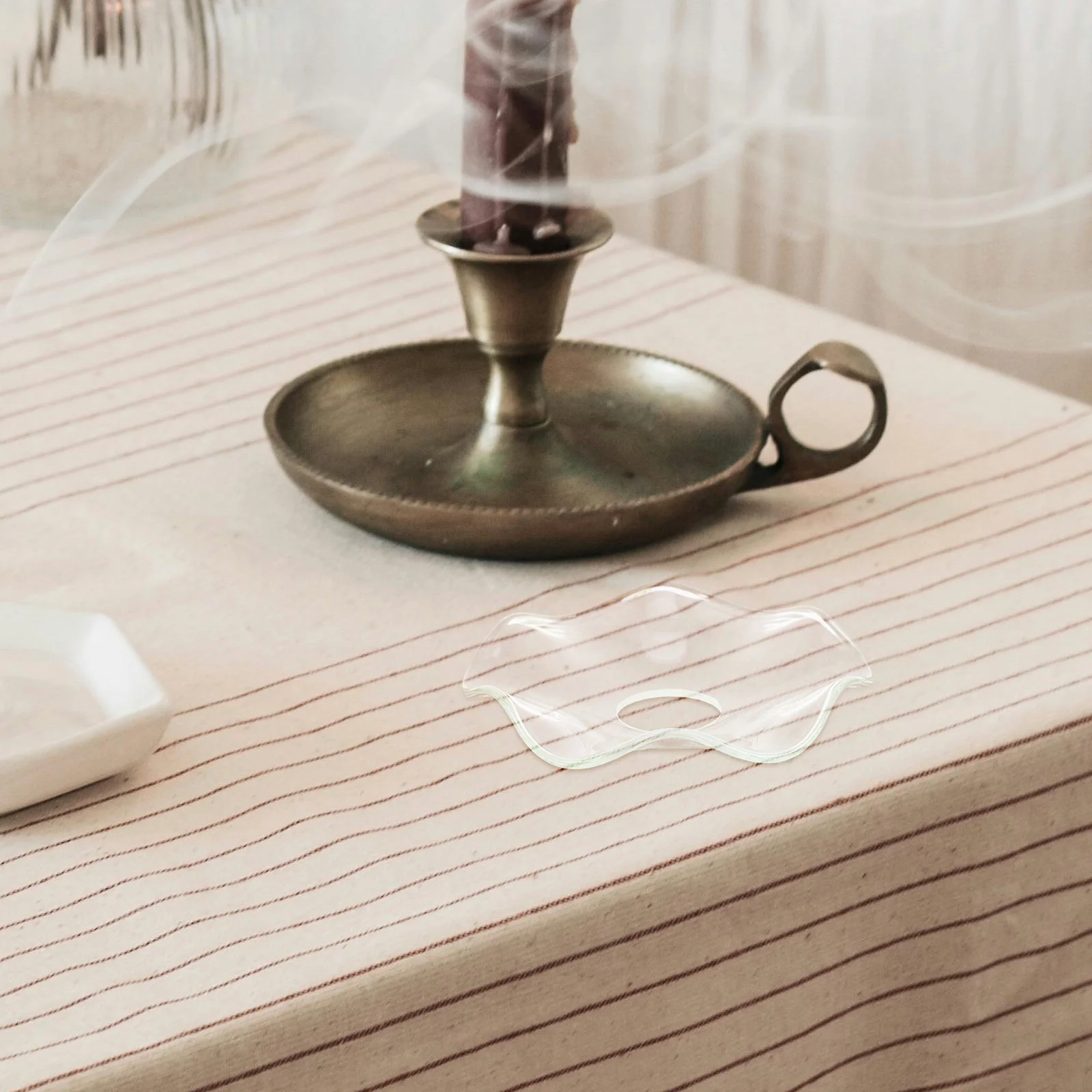 

2Pcs Clear Glass Protector Decorative Wax Catcher Fluted Glass Drip Catcher Taper Wax Holder for Clean Surfaces