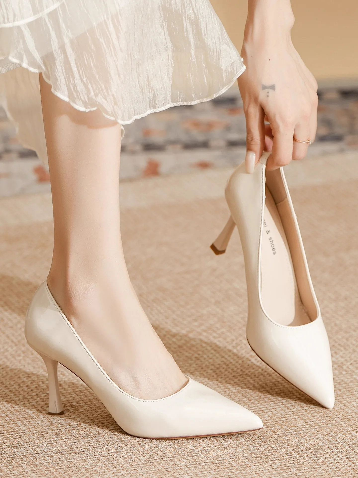 elegant-high-heels-women's-shoes-in-beige-thin-heel-work-shoes-comfortable-fashionable-leather-interior-anti-slip-rubber-sole