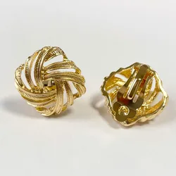 Metal Geometry Earrings No Hole Ear Clips Gold Color Stripe Braid Clip Earring Without Piercing Minimalist Square Earrings