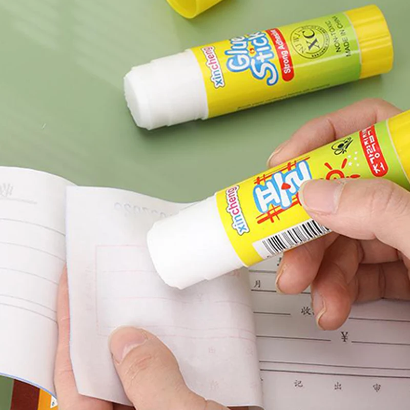 1Pcs Solid Glue Stick Strong Adhesives Non-toxic Sealing Stickers Mini Student Stationery Office School Supplies