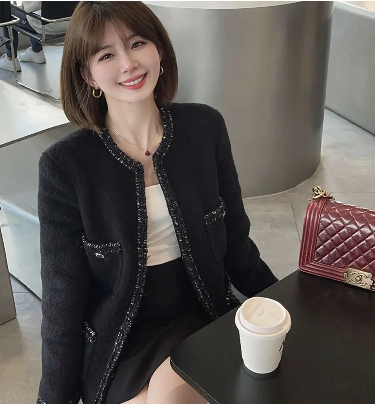 

French Retro Woolen Jacket Womens Long Sleeved Slim Fit Woven Coarse Top Autumn Winter Fashion Casual Versatile New