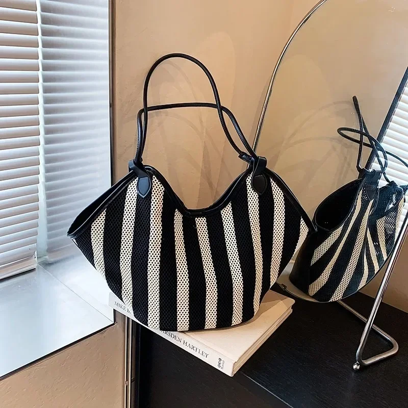 

PU Strap Casual Tote Bags for Women 2024 New High Capacity Fashion Striped Shoulder Bags Zipper Interior Slot Pocket Плеч Сумк