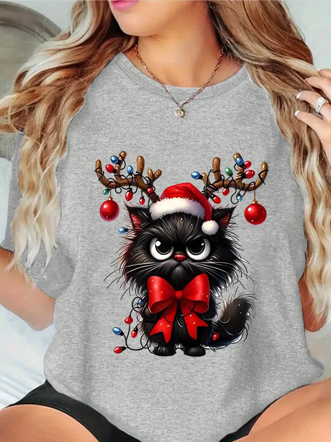 Camiseta navideña con diseño de gato para mujer adorable con un gorro navideño y astasperfecta para fiestas navideñas Harajuku