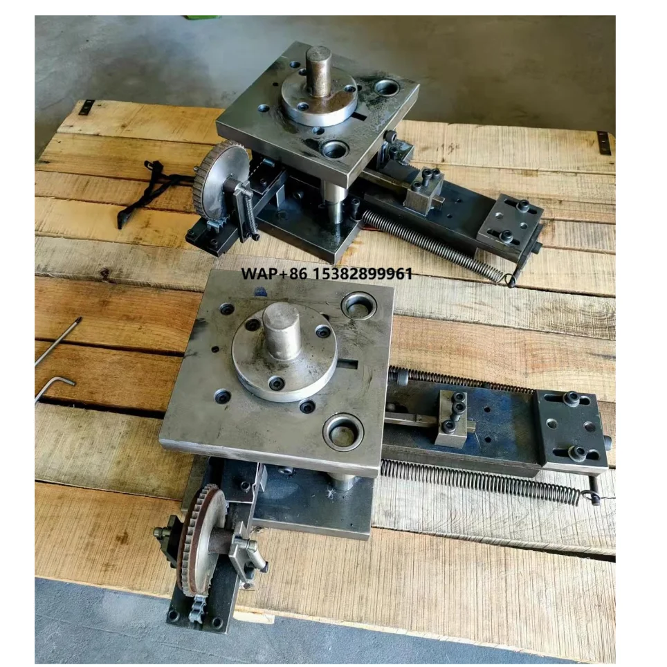 

Professional Mould M45 M66 M87 Clips Series for Mattress Clip Razor Wire Staple Machine