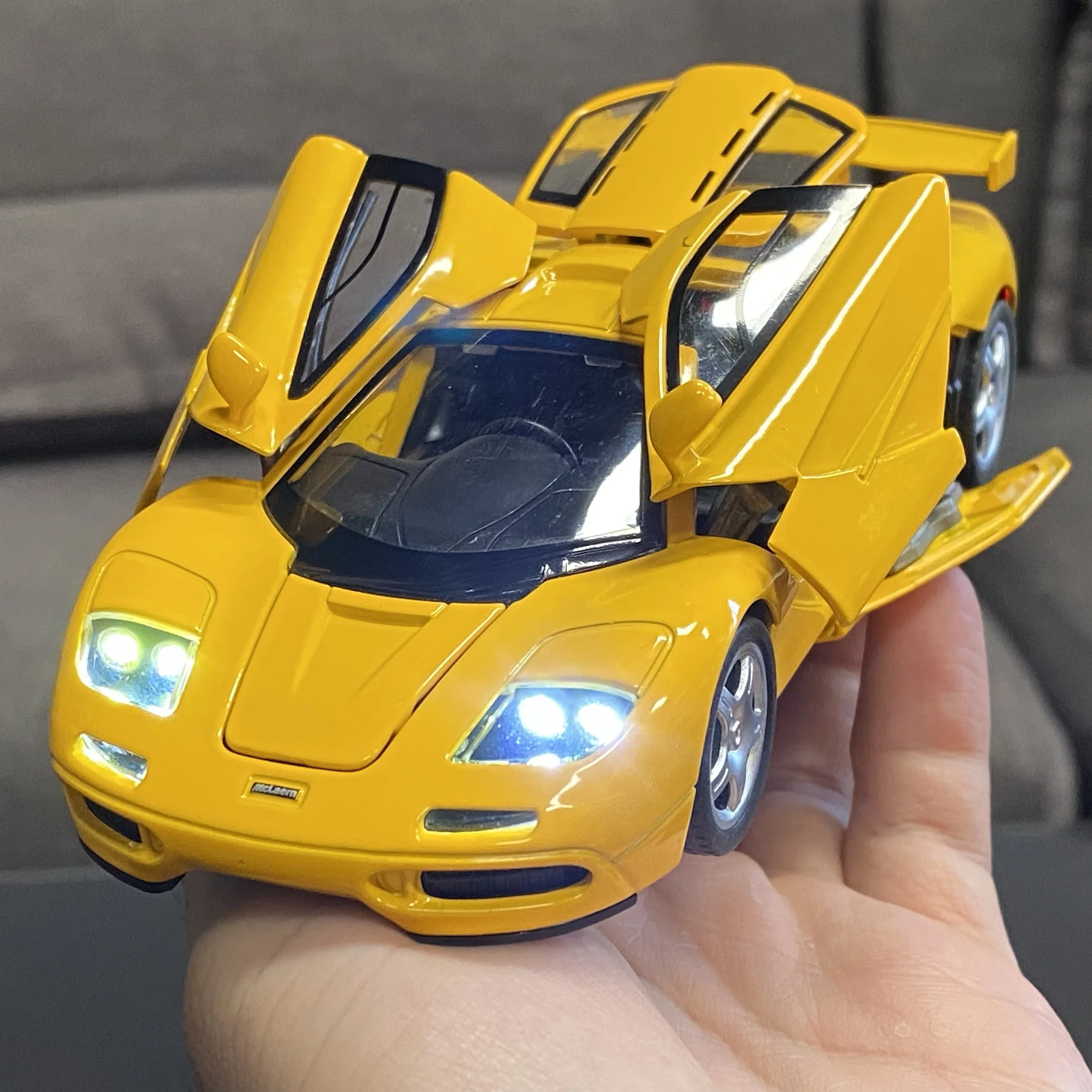 1:32 McLaren F1 XP4 XP5 1933, суперкар, литая под давлением модель автомобиля из сплава, классическая гоночная игра, детский подарок с мальчиком, детскими хобби