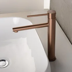 Brushed Rose Gold Bathroom Basin Faucet Cold And Hot Mixer Water Tap Deck Mounted Single Hole & Handle Tall Style
