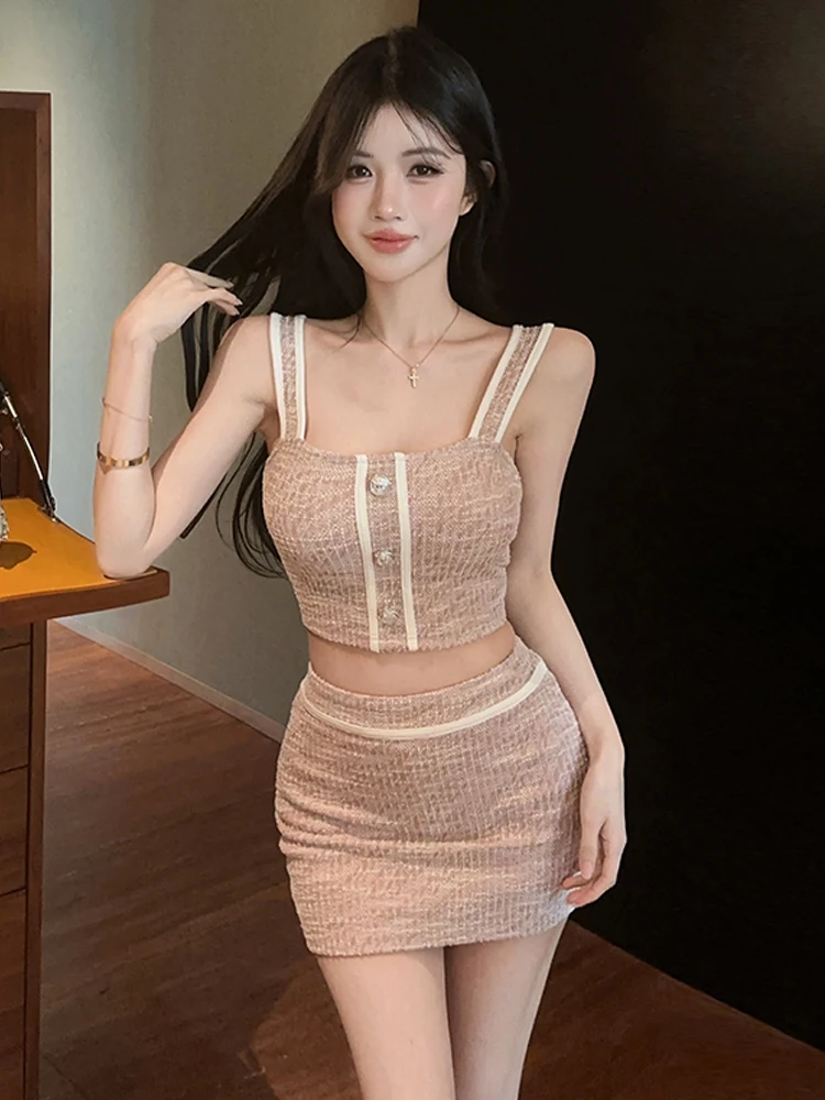 

Elegant Sexy Slim Fit Tank Top And Skirt Set Square Collar Sleeveless Wrap around Midriff Baring Fashionable Casual Outfit