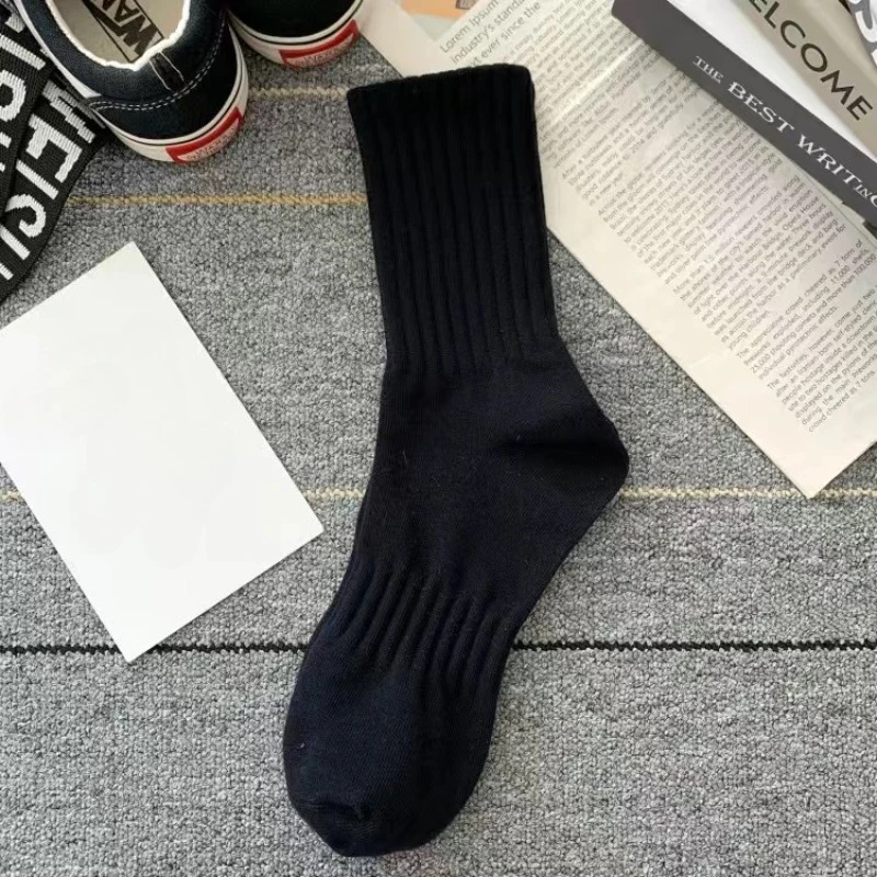 5 pairs of autumn winter thick thread anti odor sweat absorbing breathable mid tube socks sports thick solid color casual socks