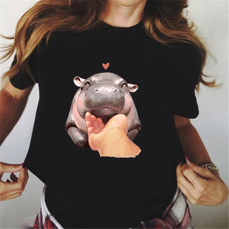 Funny Baby Hippo Moo Deng Cropped Tee Shirt Women Fashion Y2k Femme T-Shirt Cute Vintag Tops 90s Tshirt Streetwear Clothes