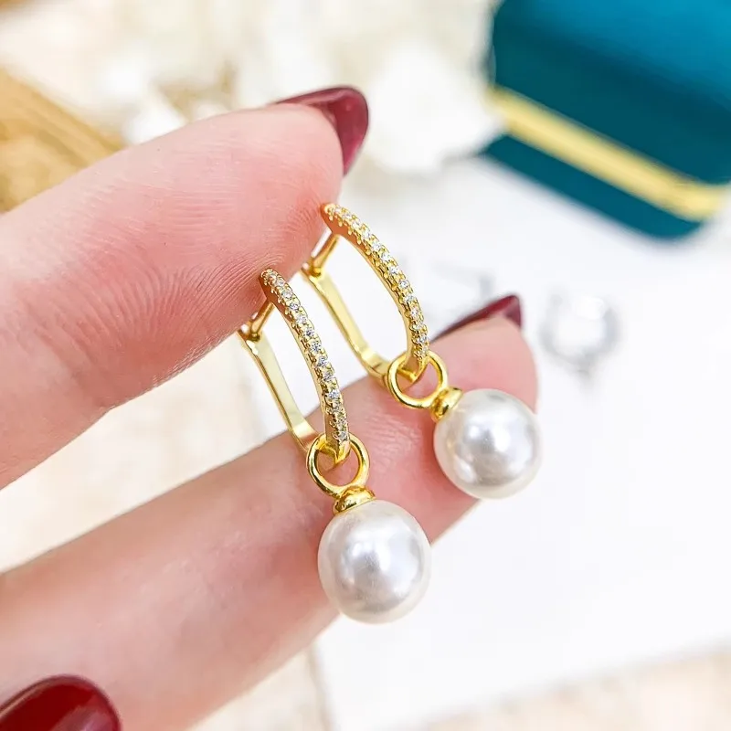 

Великолепная серьга AAA диаметром 8–9 мм с круглым белым жемчугом акойя, серебро 925 пробы