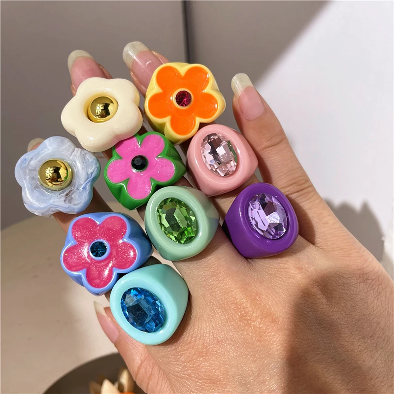 女性用の小さな色とりどりのレジンイヤリング,幾何学的な形のビーズ,花,ラインストーン,素敵なジュエリー,hangzhi,2022