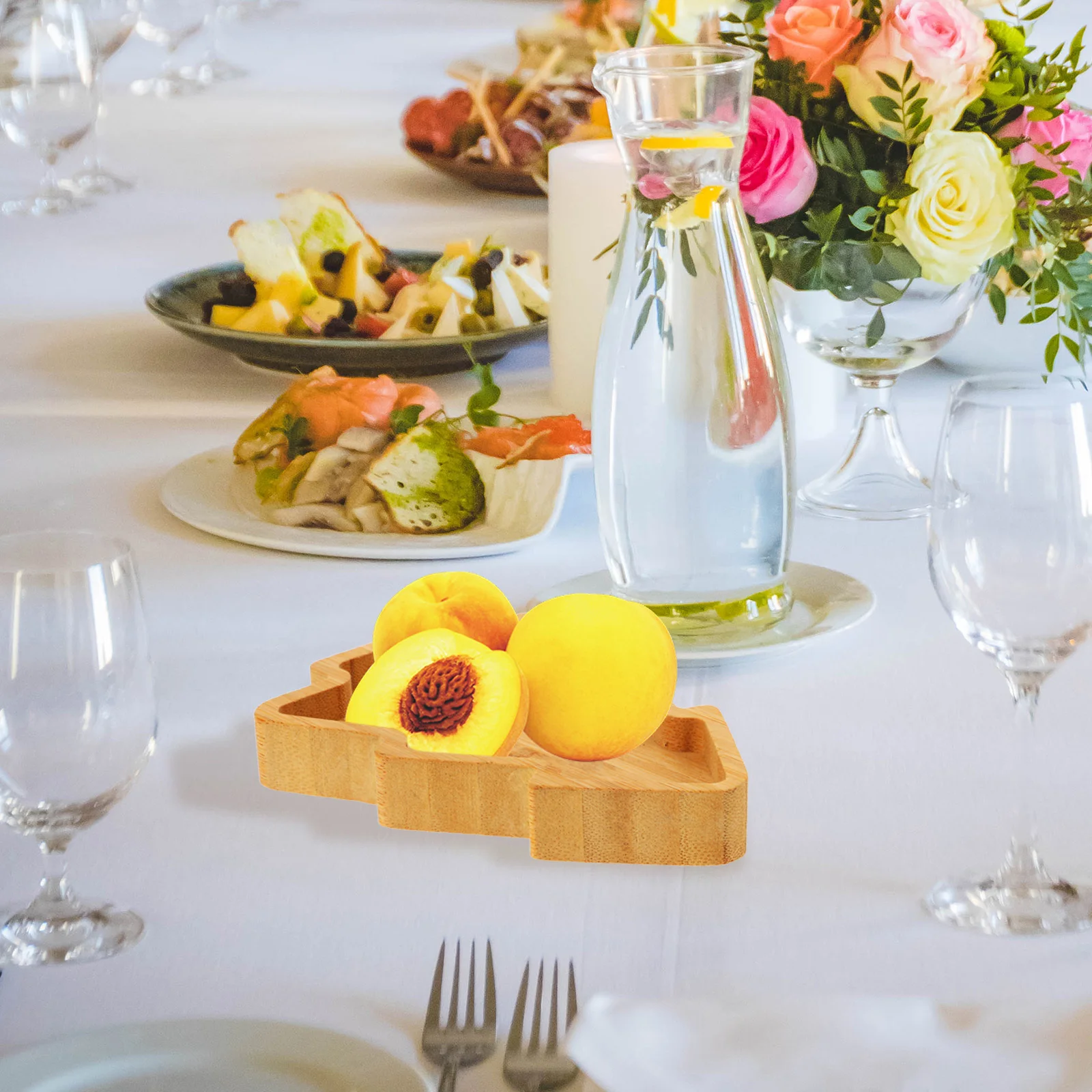 

2Pcs Eco Friendly Bamboo Fruit Plate Christmas Tree Style Serving Tray for Snacks Desserts Appetizers Holiday Tabletop Decor