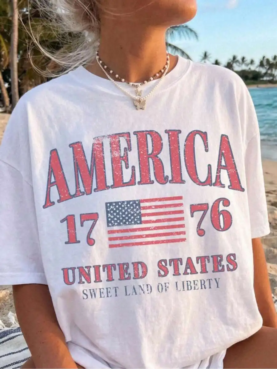 Unisex Retro America 4th Of July Preppy USA Aesthetic Patriotic Graphic Print T‑Shirt Crew Neck Short Sleeve Casual Tee Top