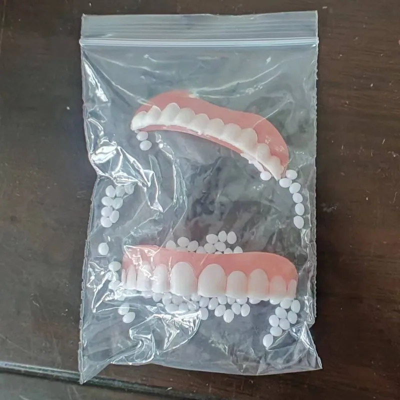 Пара силиконовых имитированных брекетов для верхних и нижних зубов, мягкие протезы, отбеливающие наклейки, улыбающиеся протезы, брекеты для ухода за зубами