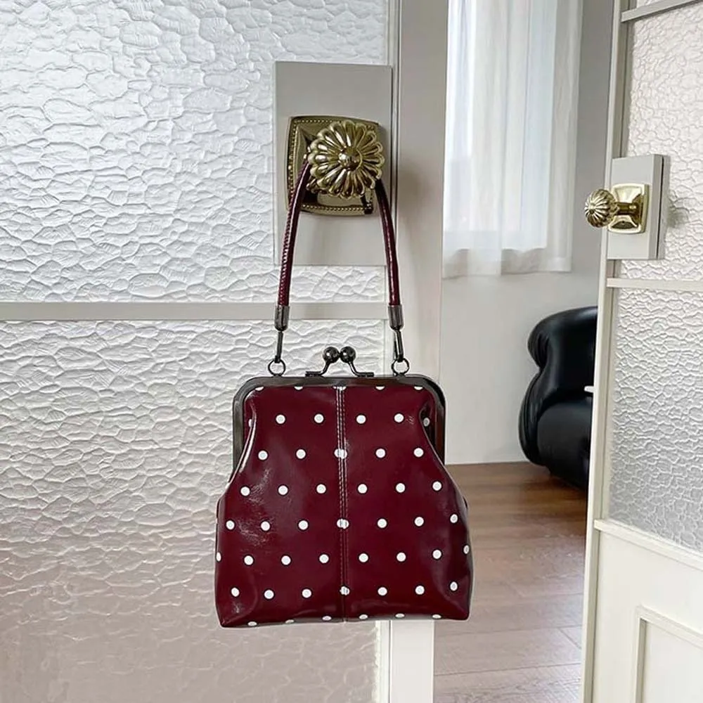 Glossy Polka Dot Handbag Lightweight 3D Shaped Kiss Lock Bag Compact Size Anti-splash Water Retro Shell Purse Shopping